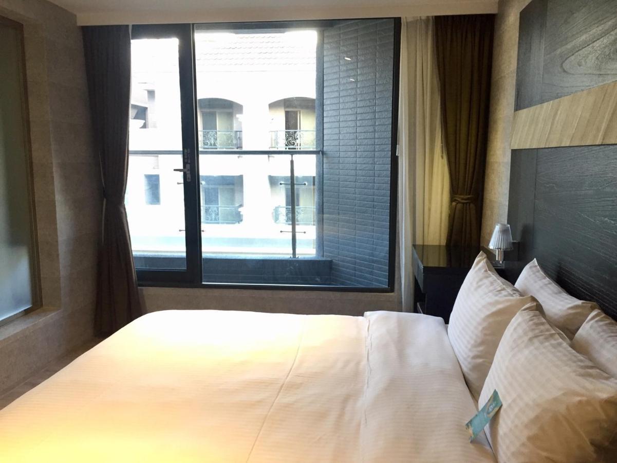 Fengjia Hotel Bell Taichung Buitenkant foto
