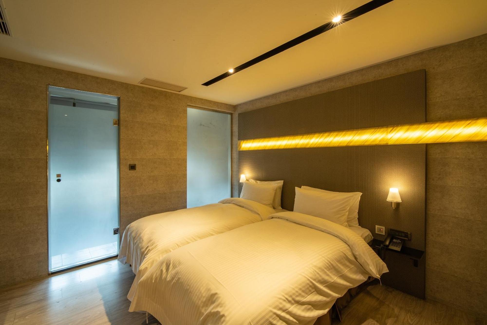 Fengjia Hotel Bell Taichung Buitenkant foto